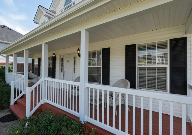 Photo 2 of Single family home for sale at 100 Eagle Bnd Dr, Sadieville, KY 40370 | MLS# 26027376 | Listing updated on 2026-10-13