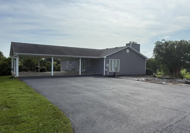 Photo 2 of Land for sale at 1835 Warwick Rd, Harrodsburg, KY 40330 | MLS# 26027331 | Listing updated on 2026-10-16