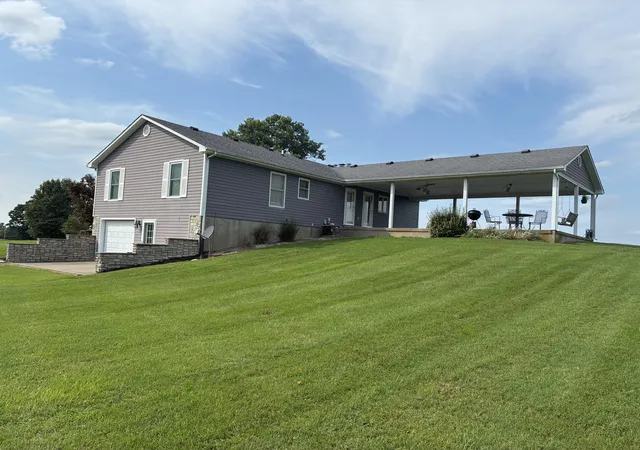 Photo 3 of Land for sale at 1835 Warwick Rd, Harrodsburg, KY 40330 | MLS# 26027331 | Listing updated on 2026-10-16