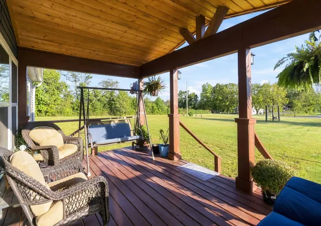 Photo 3 of Sale Pending at 2550 Kiddville Rd, Winchester, KY 40391 | MLS# 26027363 | Listing updated on 2026-10-13