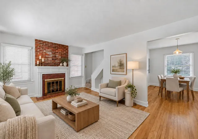 Photo 2 of Single family home for sale at 593 Mitchell Ave, Lexington, KY 40503 | MLS# 26027471 | Listing updated on 2026-10-15