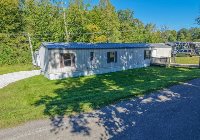 Photo 1 of Single family home for sale at 275 Ridgeway Dr, Morehead, KY 40351 | MLS# 26027367 | Listing updated on 2026-10-23