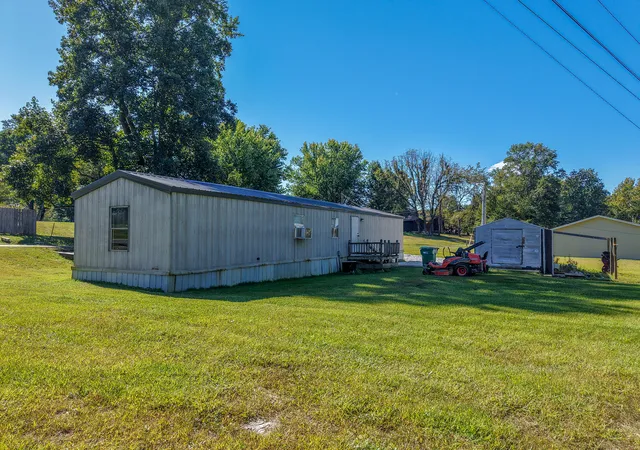 Photo 2 of Single family home for sale at 275 Ridgeway Dr, Morehead, KY 40351 | MLS# 26027367 | Listing updated on 2026-10-23