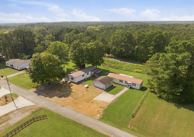 Photo 1 of Single family home for sale at 93 & 105 Deerpath Trl, Murray, KY 42071 | MLS# 26027398 | Listing updated on 2026-10-03