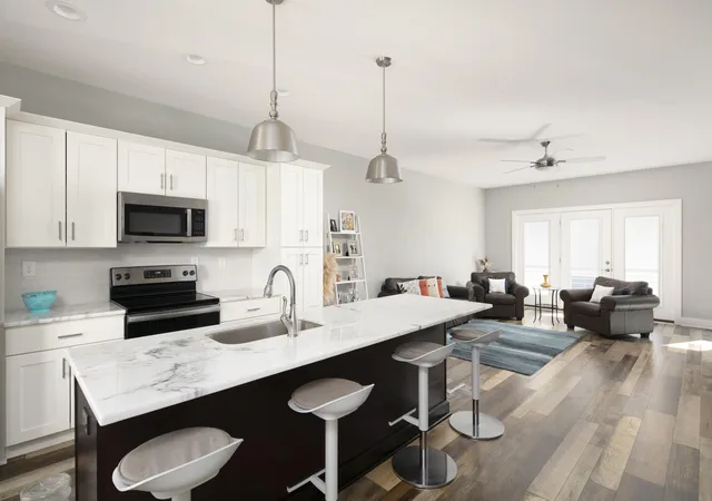 Photo 2 of Sale Pending at 955 Tarr Tr #4107, Lexington, KY 40508 | MLS# 26027791 | Listing updated on 2026-10-13
