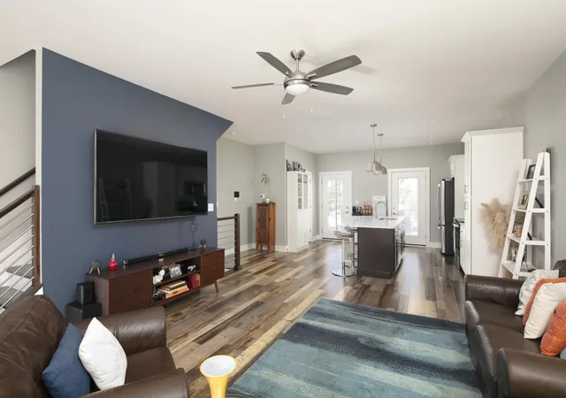 Photo 3 of Sale Pending at 955 Tarr Tr #4107, Lexington, KY 40508 | MLS# 26027791 | Listing updated on 2026-10-13