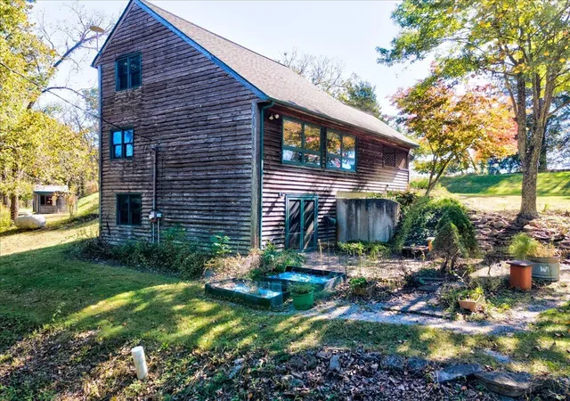 Photo 69 of Sale Pending at 2797 Lucas Ln, Frankfort, KY 40601 | MLS# 26027722 | Listing updated on 2026-10-21