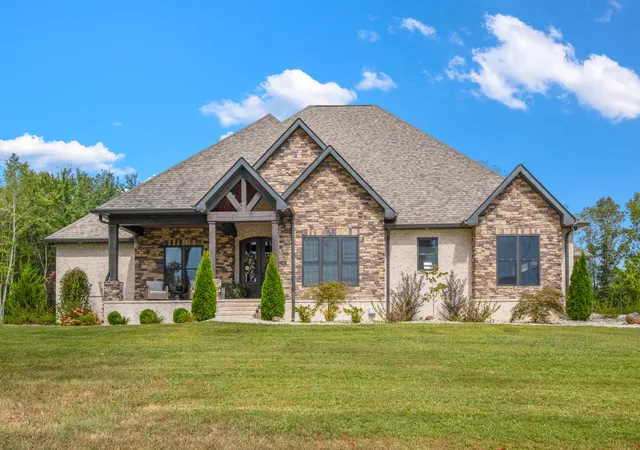 Photo 1 of Sale Pending at 190 Jolynn Dr, London, KY 40744 | MLS# 26027411 | Listing updated on 2026-10-17