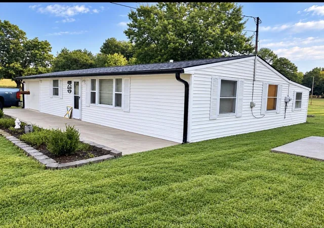 Photo 1 of Single family home for sale at 11168 S Licking Pike, Alexandria, KY 41001 | MLS# 26027416 | Listing updated on 2026-10-13