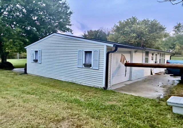 Photo 2 of Single family home for sale at 11168 S Licking Pike, Alexandria, KY 41001 | MLS# 26027416 | Listing updated on 2026-10-13