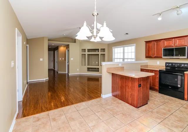 Photo 2 of Single family home for sale at 216 Old Woolen Ml Ln, Lexington, KY 40511 | MLS# 26027479 | Listing updated on 2026-10-23