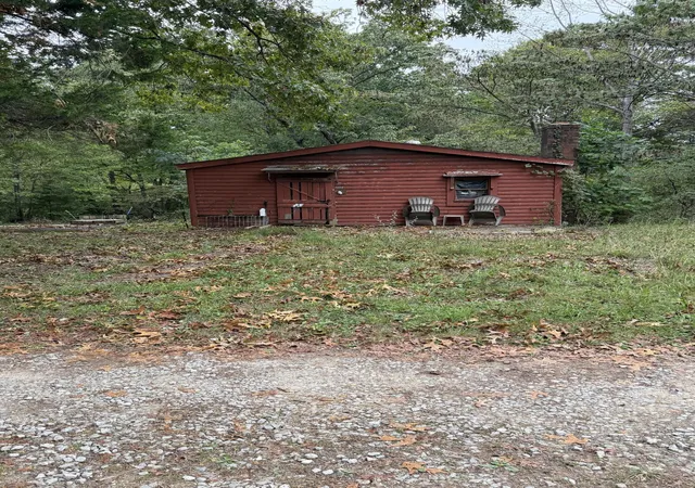Photo 2 of Single family home for sale at 5124 Bee Crk Rd, Corbin, KY 40701 | MLS# 26027435 | Listing updated on 2026-10-13