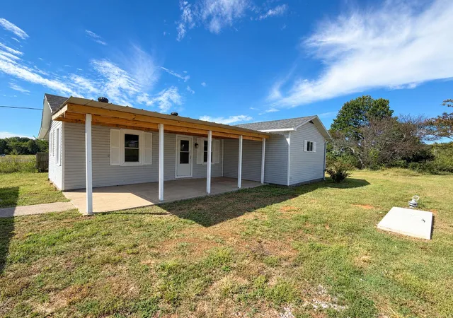 Photo 1 of Single family home for sale at 4913 State Route 121 S, Mayfield, KY 42066 | MLS# 26027441 | Listing updated on 2026-10-06