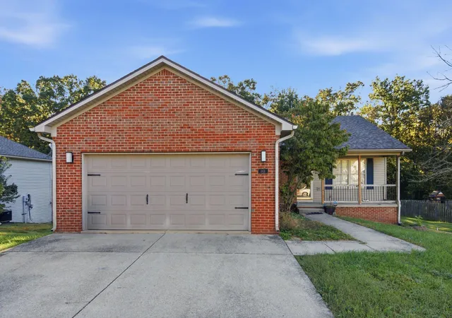 Photo 1 of Sale Pending at 143 S Bold Forbes Blvd, Georgetown, KY 40324 | MLS# 26027677 | Listing updated on 2026-10-13