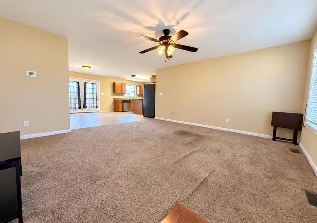 Photo 2 of Sale Pending at 738 Opossum Kingdom Rd, Berea, KY 40403 | MLS# 26027554 | Listing updated on 2026-10-13