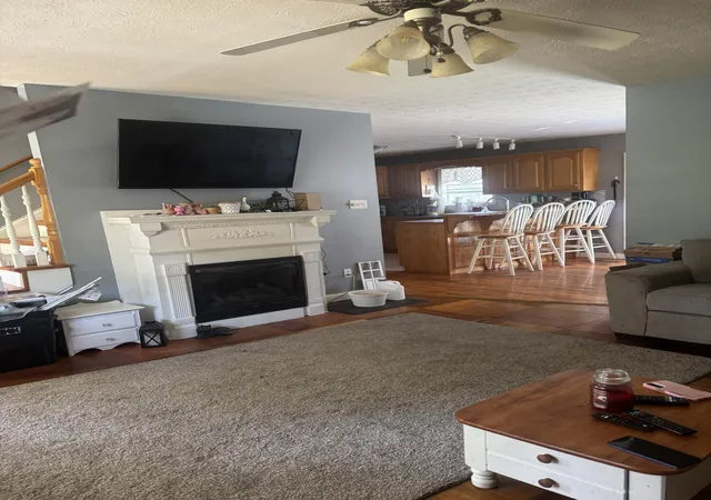 Photo 3 of Single family home for sale at 3380 Old Calvary Pike, Lebanon, KY 40033 | MLS# 26027603 | Listing updated on 2026-10-28