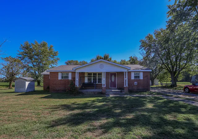 Photo 2 of Sale Pending at 4289 Jackson School Rd, Benton, KY 42025 | MLS# 26027663 | Listing updated on 2026-10-13