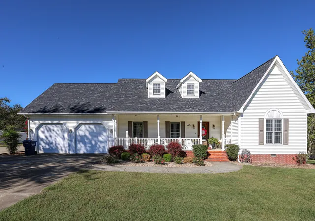 Photo 1 of Sale Pending at 125 Kyabram Dr, Benton, KY 42025 | MLS# 26027588 | Listing updated on 2026-10-13