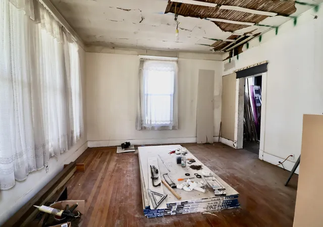 Photo 3 of Single family home for sale at 3108 Madison St, Paducah, KY 42001 | MLS# 26028228 | Listing updated on 2026-10-12
