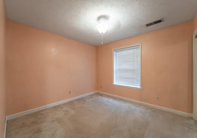 Photo 3 of Single family home for sale at 158 College Hl Rd, Waco, KY 40385 | MLS# 26028843 | Listing updated on 2026-10-25