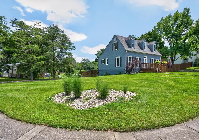 Photo 3 of Single family home for sale at 3905 Sundart Dr, Lexington, KY 40517 | MLS# 26027632 | Listing updated on 2026-10-23