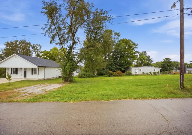 Land for sale at 1228 Squires Aly, Richmond, KY 40475 | MLS# 26027532