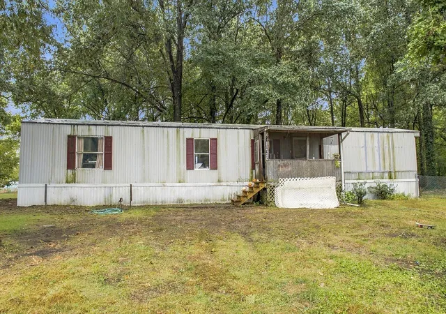 Photo 1 of Sale Pending at 11720 Brown Rd, Kevil, KY 42053 | MLS# 26027557 | Listing updated on 2026-10-06