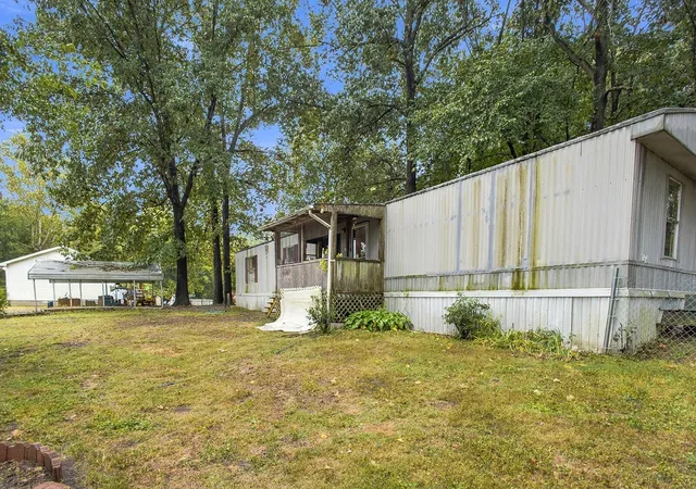 Photo 3 of Sale Pending at 11720 Brown Rd, Kevil, KY 42053 | MLS# 26027557 | Listing updated on 2026-10-06