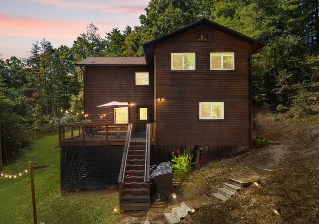 Photo 1 of Single family home for sale at 859 Bethesda Mission Rd, Campton, KY 41301 | MLS# 26027754 | Listing updated on 2026-10-24