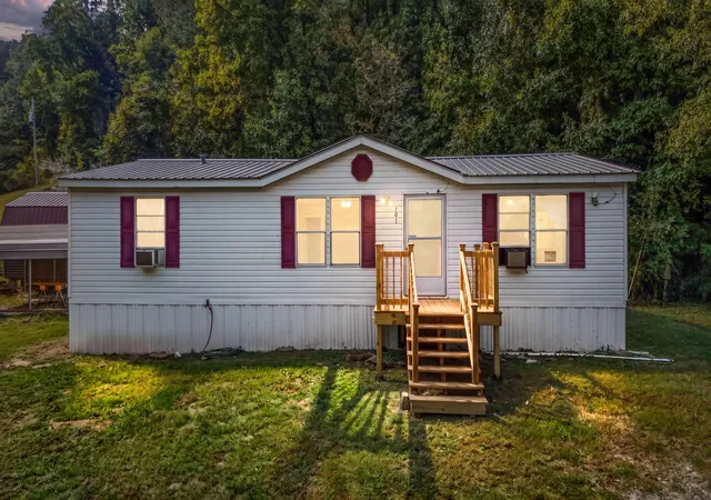 Single family home for sale at 191 Pleasant, Morehead, KY 40351 | MLS# 26027506 | Listing updated on 2026-10-22