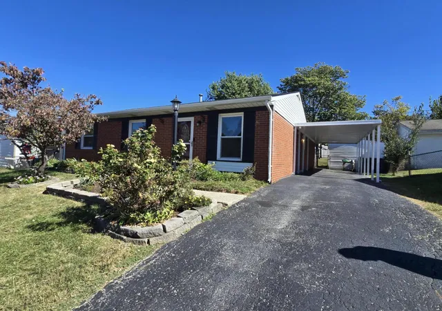 Photo 3 of Single family home for sale at 3820 Wem Dr, Lexington, KY 40517 | MLS# 26027561 | Listing updated on 2026-10-13
