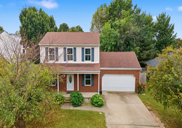 Photo 3 of Sale Pending at 524 Southbrook Dr, Nicholasville, KY 40356 | MLS# 26027541 | Listing updated on 2026-10-10