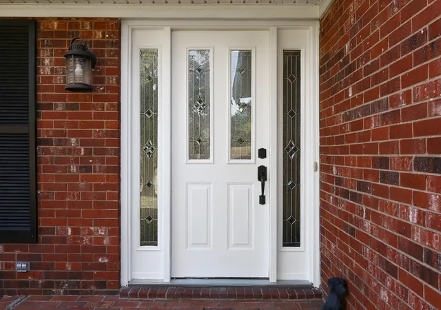 Photo 2 of Single family home for sale at 2828 Dan Patch Dr, Lexington, KY 40511 | MLS# 26027587 | Listing updated on 2026-10-13