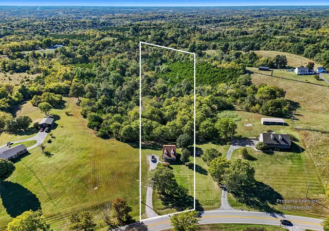 Photo 2 of Sale Pending at 2270 Perryville Rd, Harrodsburg, KY 40330 | MLS# 26027810 | Listing updated on 2026-10-17