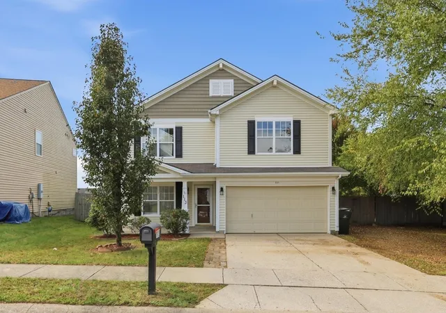 Photo 3 of Single family home for sale at 113 Rabbit Run Rd, Georgetown, KY 40324 | MLS# 26027775 | Listing updated on 2026-10-19