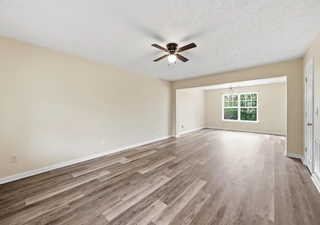 Photo 3 of Single family home for sale at 113 Rabbit Run Rd, Georgetown, KY 40324 | MLS# 26027775 | Listing updated on 2026-10-19