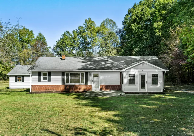 Photo 2 of Single family home for sale at 395 Lower Spruce Rd, Jeffersonville, KY 40337 | MLS# 26028024 | Listing updated on 2026-10-19