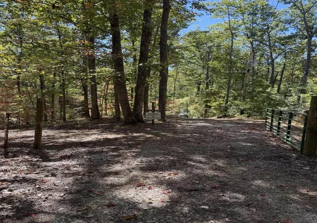 Photo 2 of Single family home for sale at 225 Blackoak Rd, Wellington, KY 40387 | MLS# 26028222 | Listing updated on 2026-10-21