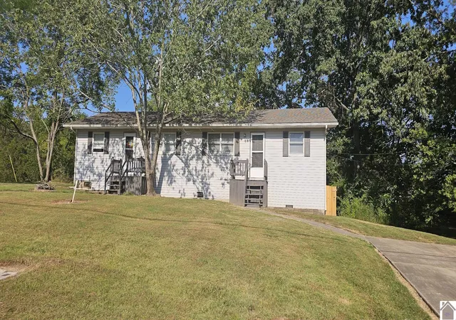 Photo 1 of Multi family home for sale at 1801 Ridgewood Dr, Murray, KY 42071 | MLS# 26027666 | Listing updated on 2026-10-06