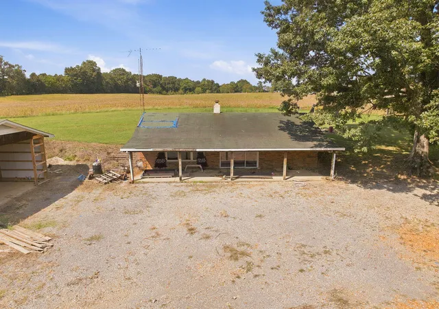 Photo 3 of House for sale at 536 Cole Cemetery Rd, Benton, KY 42025 | MLS# 26028199 | Listing updated on 2026-10-12