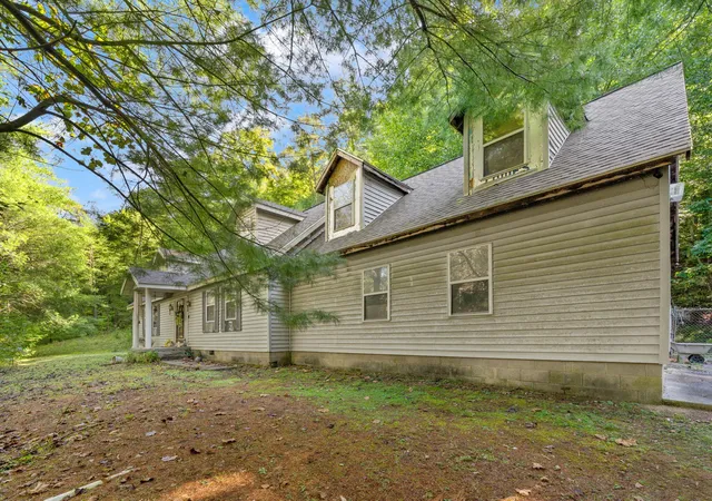 Photo 1 of Single family home for sale at 97 Burchett Ln, Staffordsville, KY 41256 | MLS# 26027665 | Listing updated on 2026-10-21