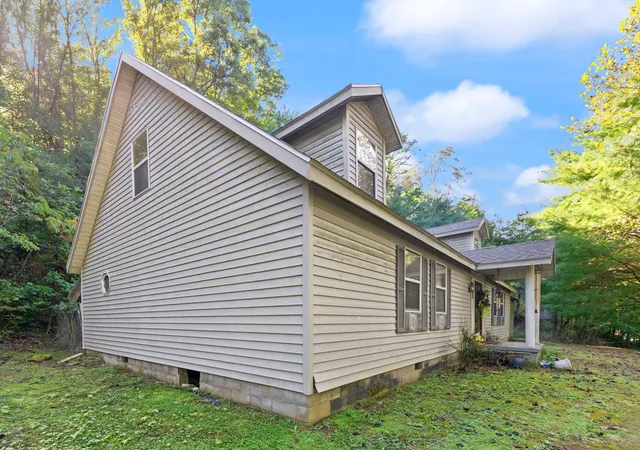 Photo 3 of Single family home for sale at 97 Burchett Ln, Staffordsville, KY 41256 | MLS# 26027665 | Listing updated on 2026-10-21