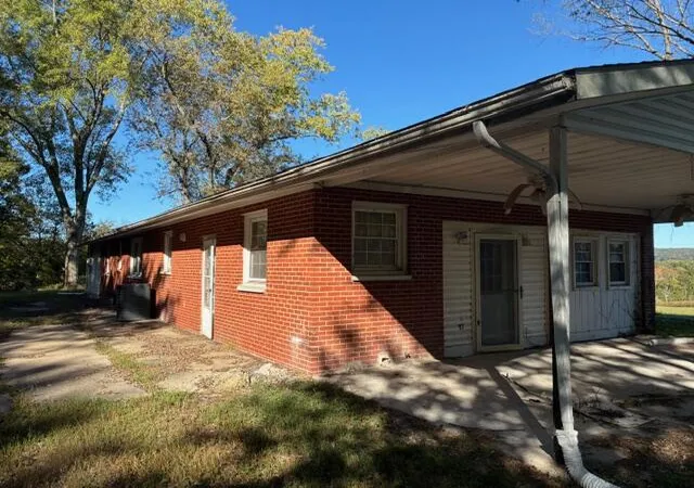 Photo 3 of Sale Pending at 213 Pendleton Branch Rd, Olympia, KY 40358 | MLS# 26027972 | Listing updated on 2026-10-29