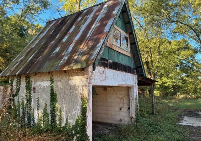 Photo 4 of Sale Pending at 213 Pendleton Branch Rd, Olympia, KY 40358 | MLS# 26027972 | Listing updated on 2026-10-29