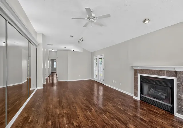 Photo 2 of Single family home for sale at 3509 Branchwood Pl, Lexington, KY 40503 | MLS# 26027845 | Listing updated on 2026-10-22