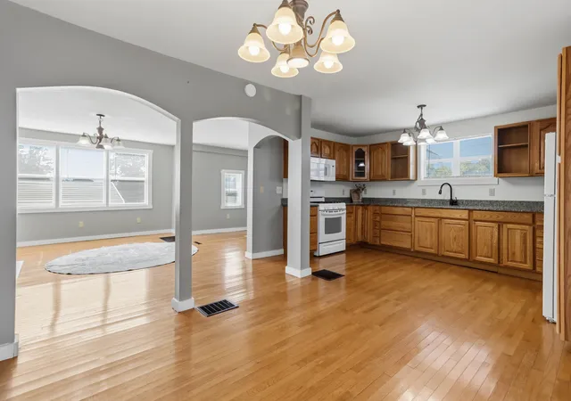 Photo 2 of Single family home for sale at 8774 State Hwy 1232, Corbin, KY 40701 | MLS# 26028084 | Listing updated on 2026-10-20