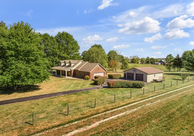 Photo 1 of Single family home for sale at 2827 New Lair Rd, Cynthiana, KY 41031 | MLS# 26027777 | Listing updated on 2026-10-13