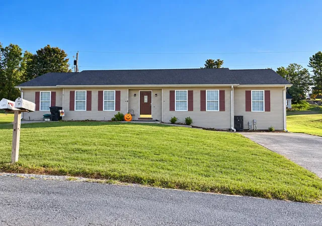 Photo 1 of Multi family home for sale at 160 Cardinal Dr, Lancaster, KY 40444 | MLS# 26027739 | Listing updated on 2026-10-13