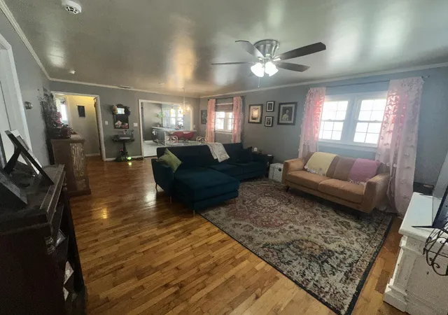 Photo 4 of Sale Pending at 321 Hays Ave, Paducah, KY 42003 | MLS# 26028176 | Listing updated on 2026-10-22