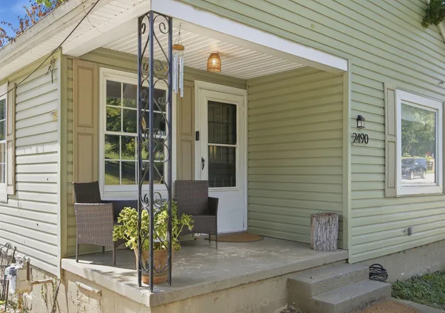 Photo 3 of Single family home for sale at 2490 Battlefield Memorial Hwy, Berea, KY 40403 | MLS# 26027923 | Listing updated on 2026-10-22